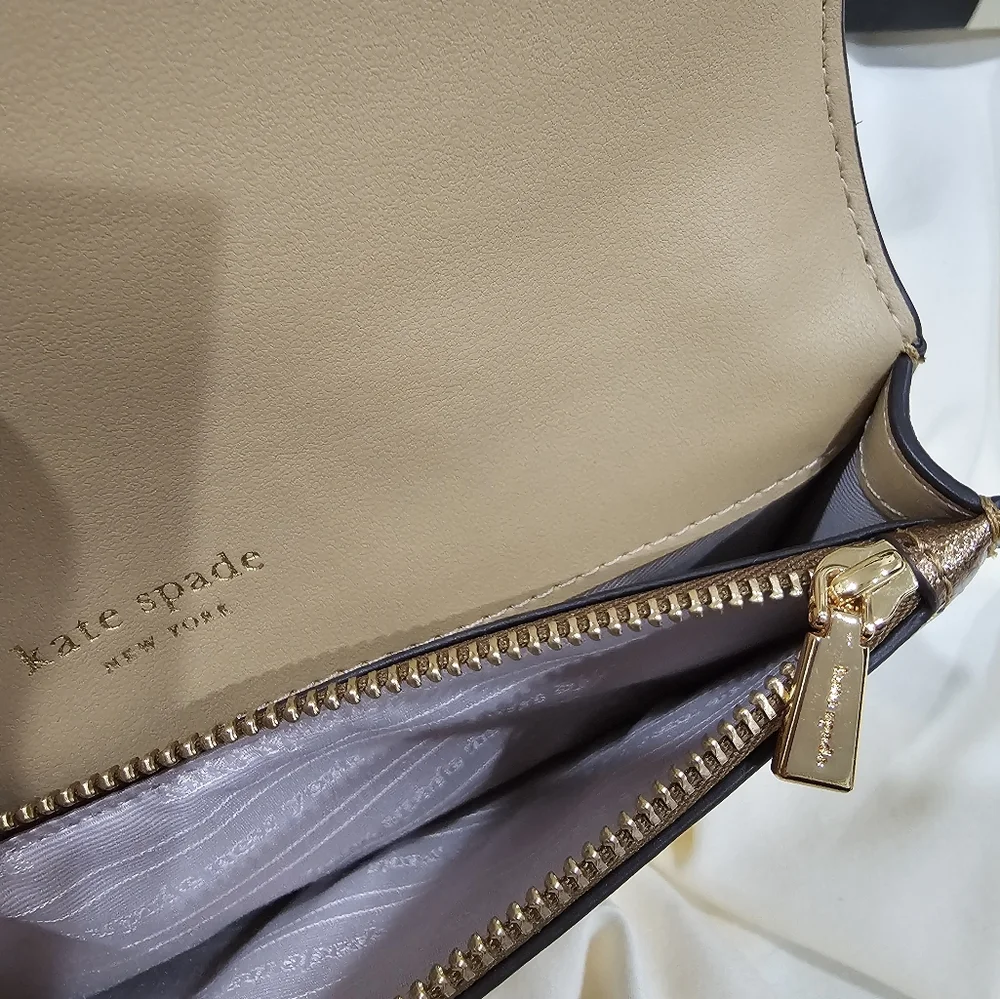 Kate Spade Dakota Crinkle Wristlet Metallic Gold NEW - Picture 10 of 12